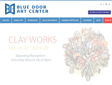 Tablet Screenshot of bluedoorartcenter.org